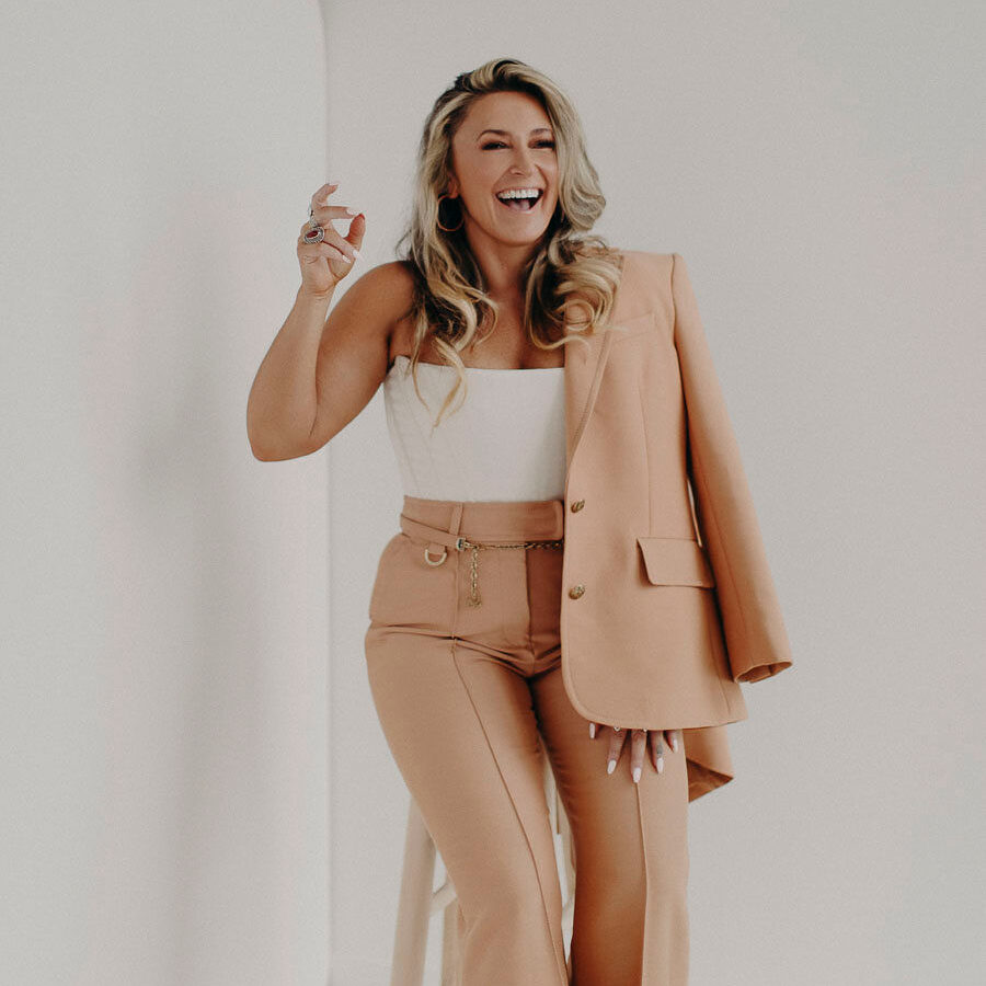 Book Sarah Adele for your next event